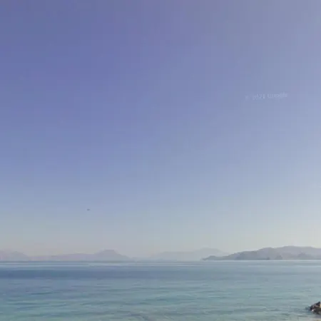 Christellie Luxury Kiáton