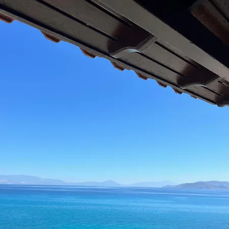 Appartement Christellie Luxury Kiáton