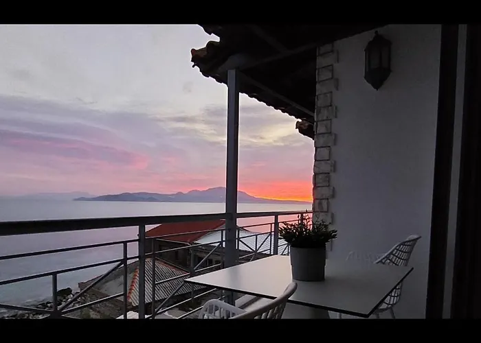 Christellie Luxury Kiáton